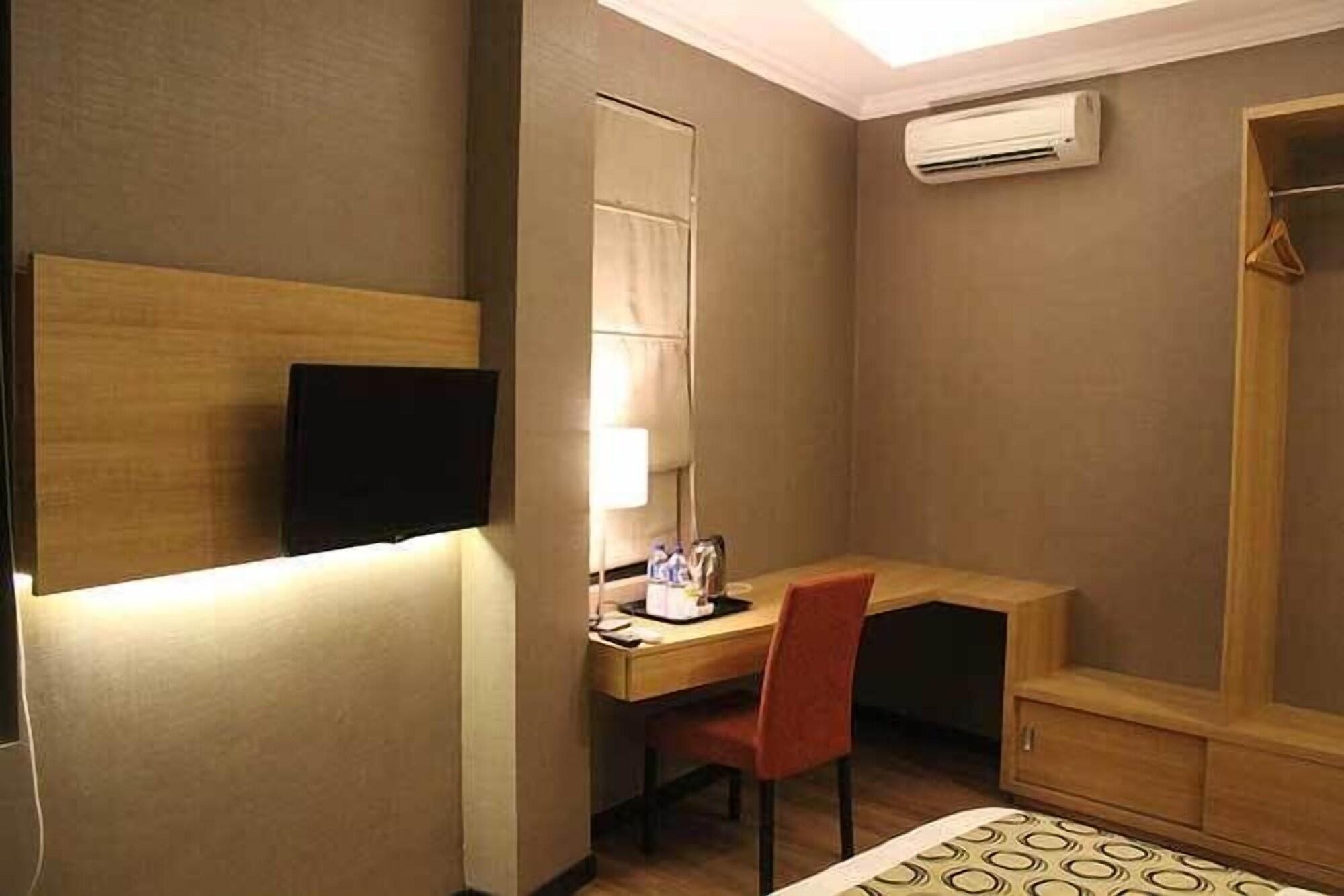 Fontana Hotel Jakarta Exteriör bild